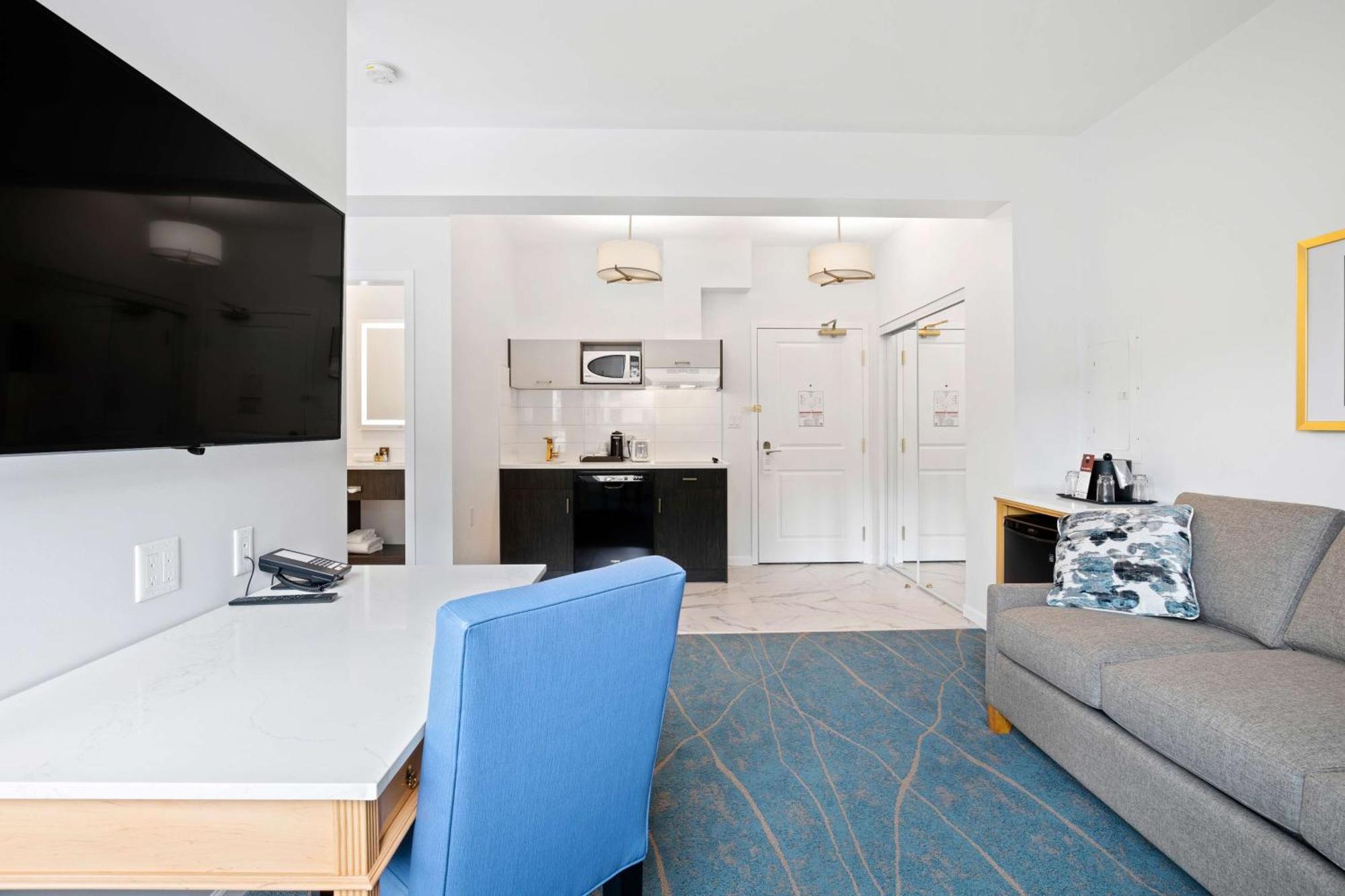 Crown Columbia Hotel; BW Premier Collection Trail Екстер'єр фото