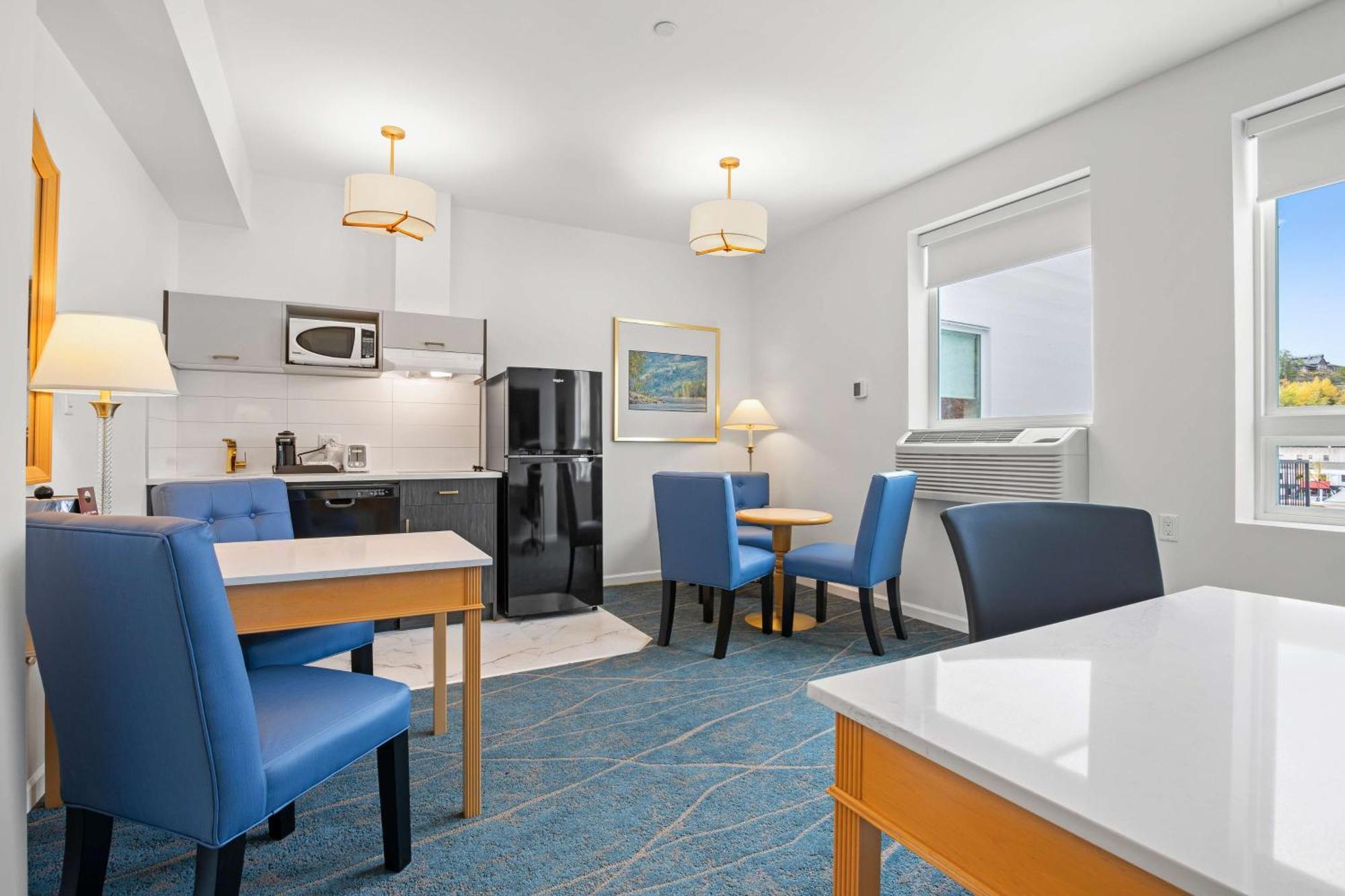 Crown Columbia Hotel; BW Premier Collection Trail Екстер'єр фото
