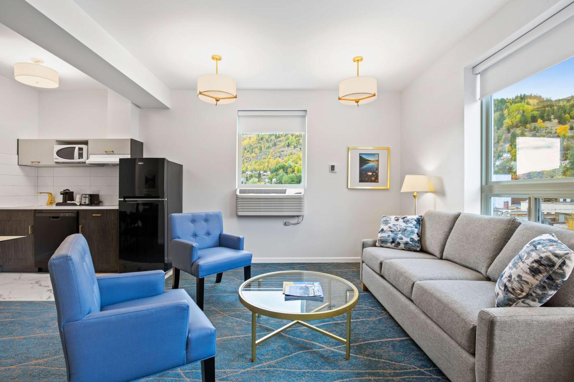 Crown Columbia Hotel; BW Premier Collection Trail Екстер'єр фото