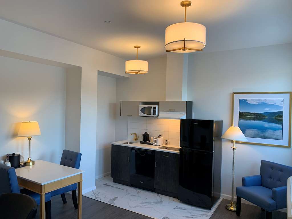 Crown Columbia Hotel; BW Premier Collection Trail Номер фото